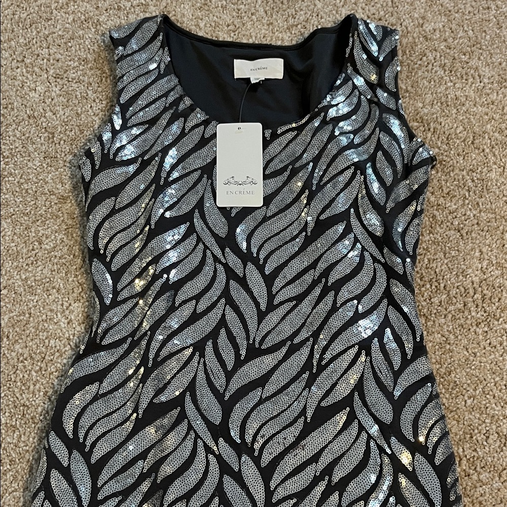 En Creme Grey  with Silver Sparkle Patterned Mini Dress